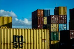 Read more about the article De ideale container huren voor jouw project: Snel en eenvoudig geregeld